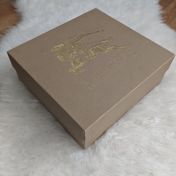 Burberry Darfield Crochet Peep Toe Booties - Picture 4 of 16